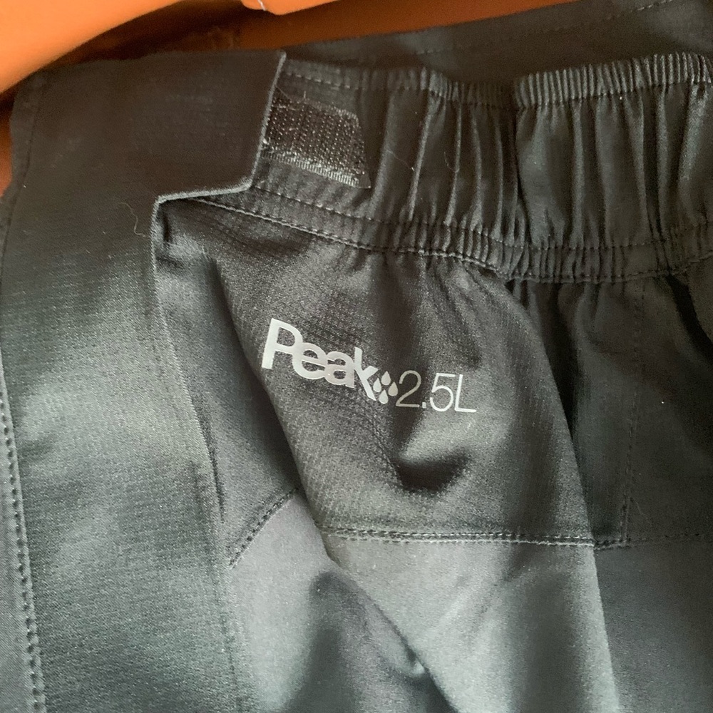 REI Peak 25L - Picture 3 of 4